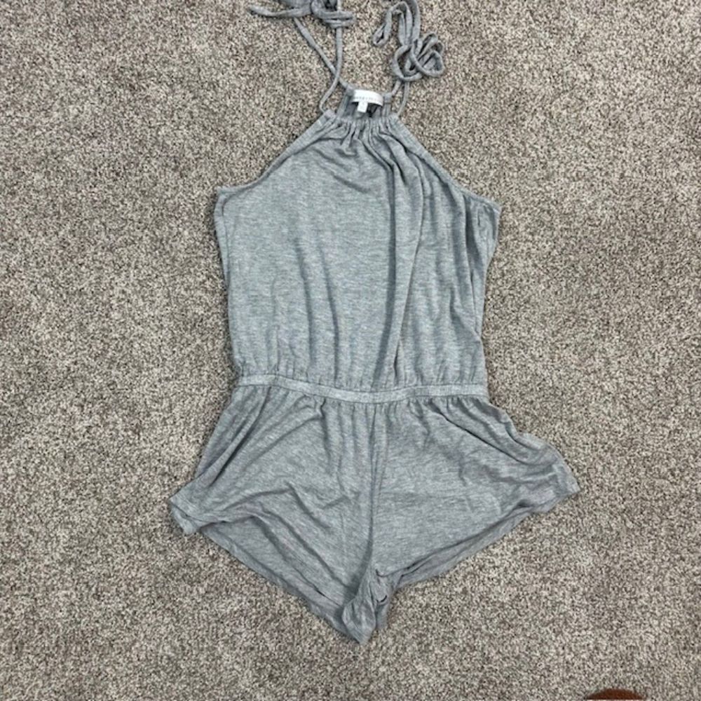 Lovers + Friends Gray‎ Shorts Romper - Picture 3 of 4